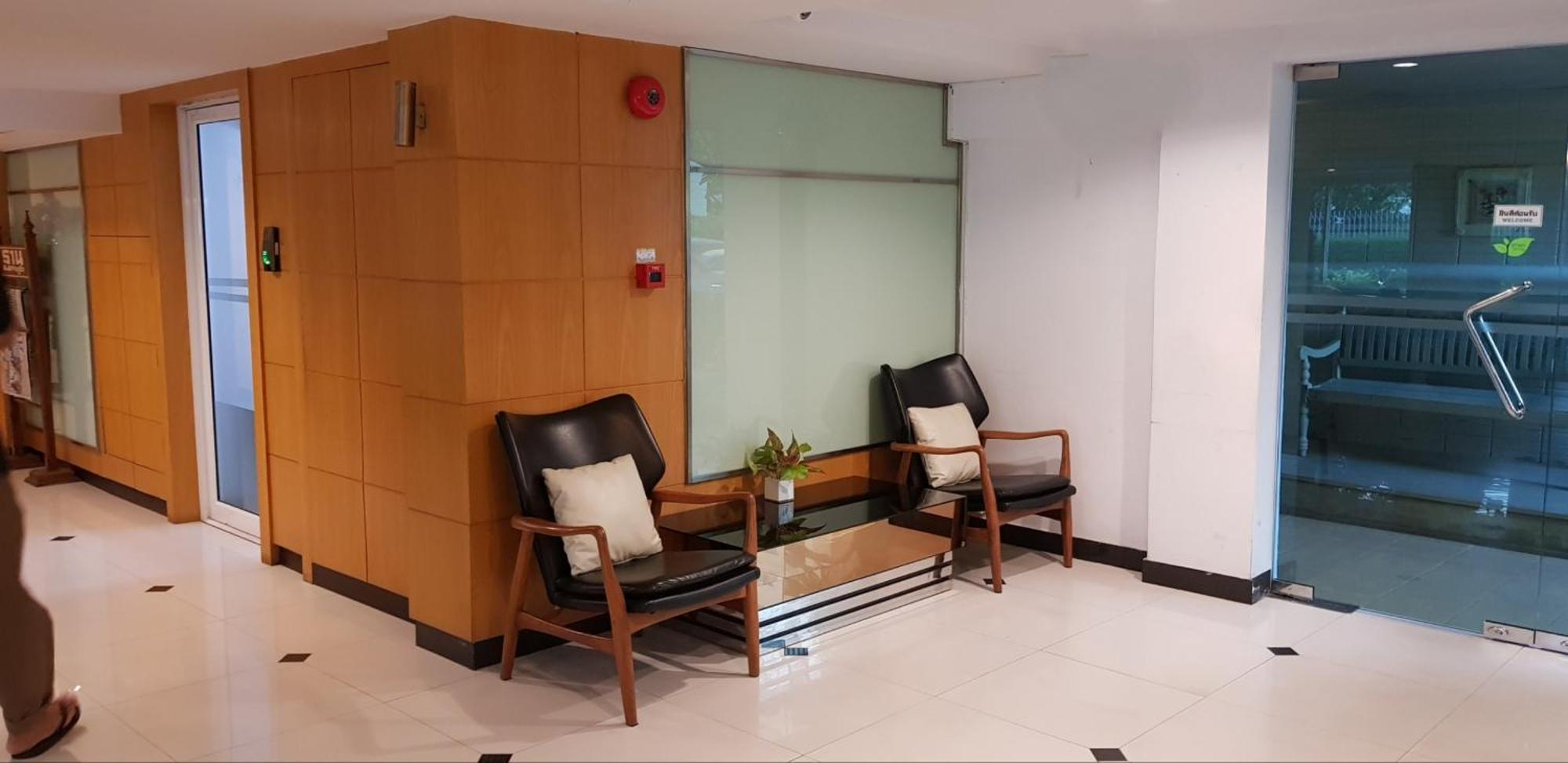Sena House Hotel Bangkok Exterior photo
